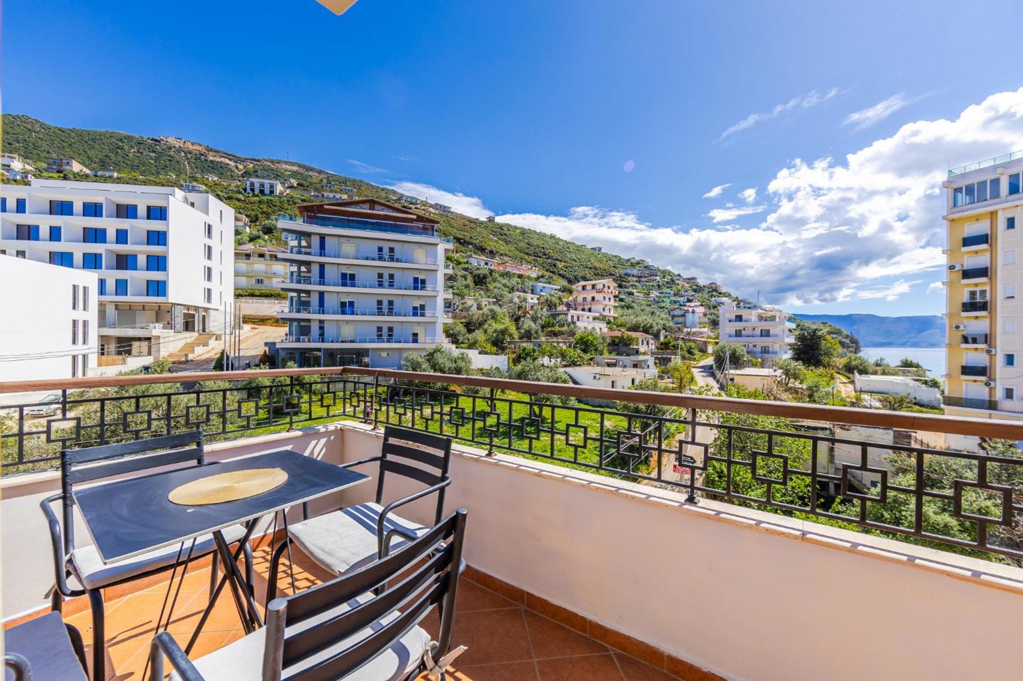 Melon Apartments Vlore Bagian luar foto